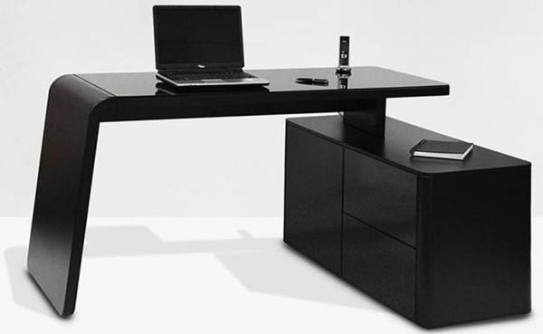 Mesa com armário acoplado ideal para ambientes pequenos e funcionais.