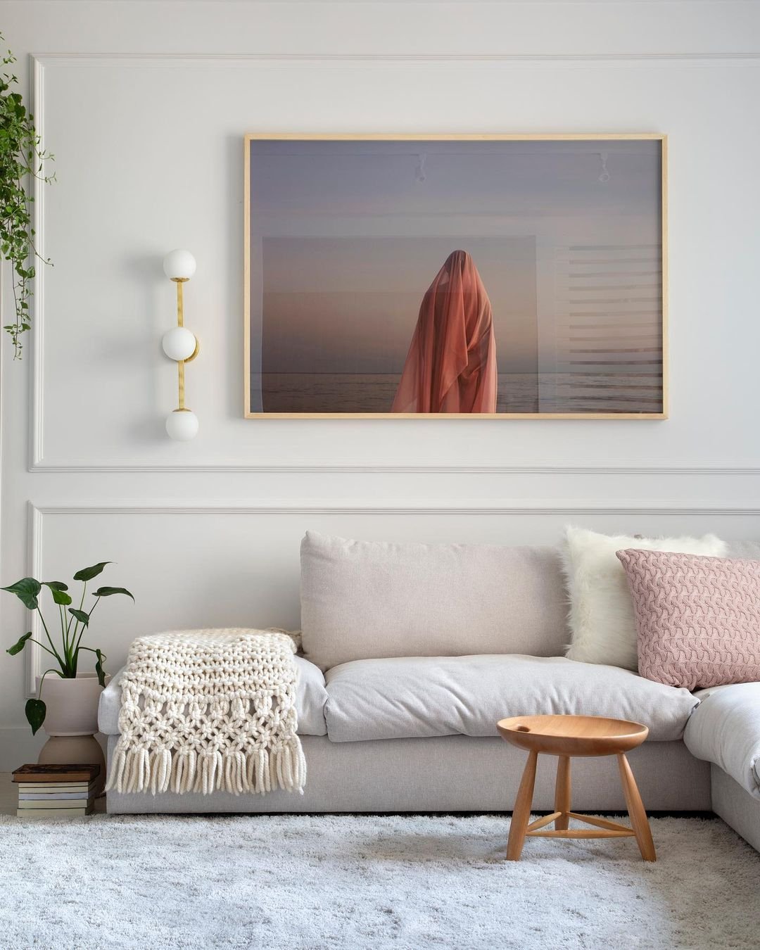 Ideias Criativas Para Usar Mantas na Decoração de Sofás