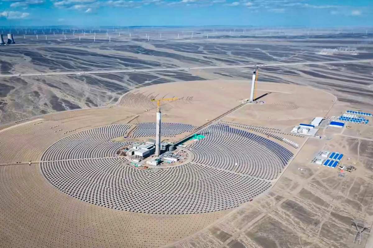 3 Inovações da Primeira Planta Solar Térmica de Torre Dupla do Mundo na China 1 3 Inovações da Primeira Planta Solar Térmica de Torre Dupla do Mundo na China