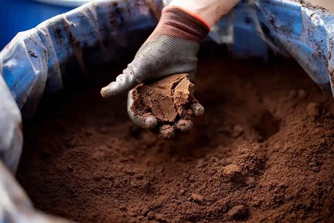 5 Fatos sobre o Concreto com Borra de Café: Sustentabilidade e Resistência na Construção Civil 1 5 Fatos sobre o Concreto com Borra de Café: Sustentabilidade e Resistência na Construção Civil