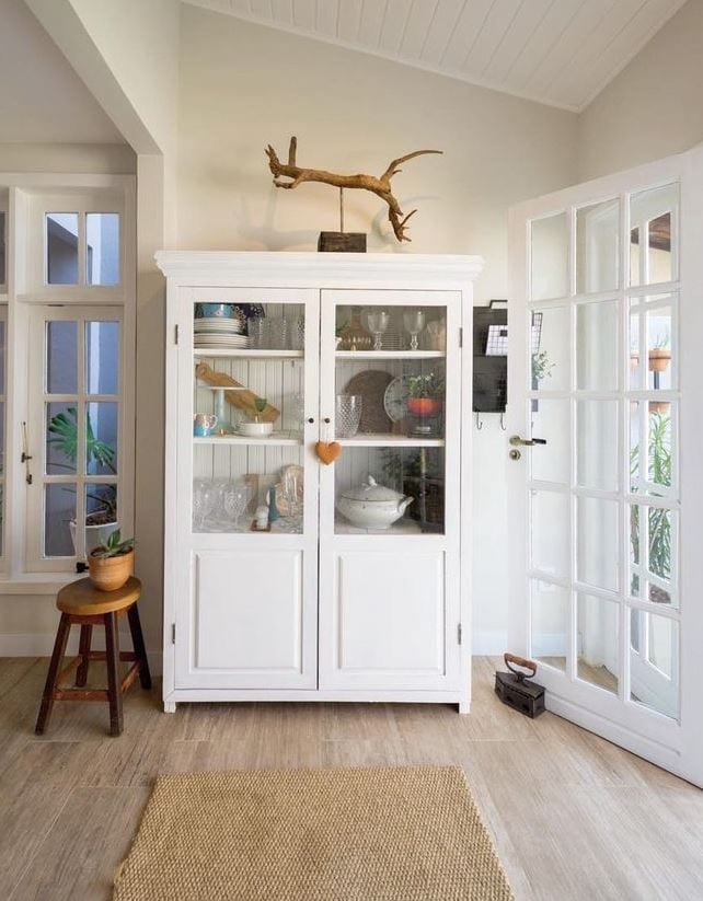 Ideias de Como Decorar com Cristaleiras de Vidro