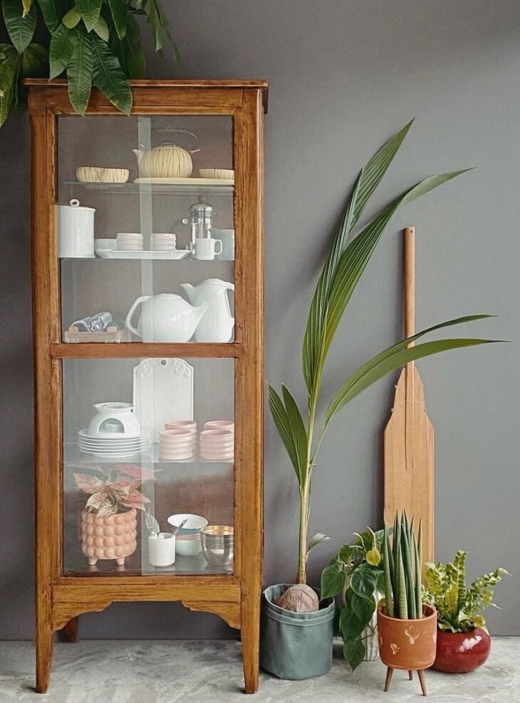 Ideias de Como Decorar com Cristaleiras de Vidro