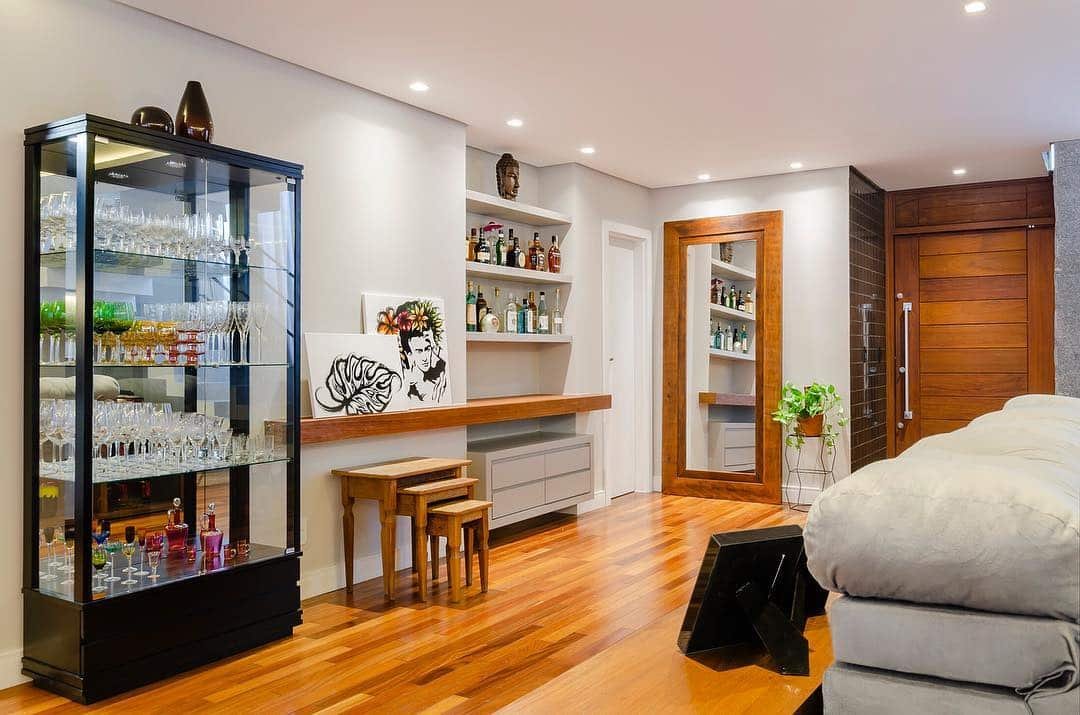 Dicas para Usar Espelhos Grandes na Decoração