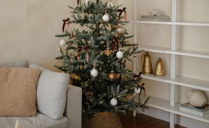 Dicas para montar uma árvore de Natal criativa e elegante
