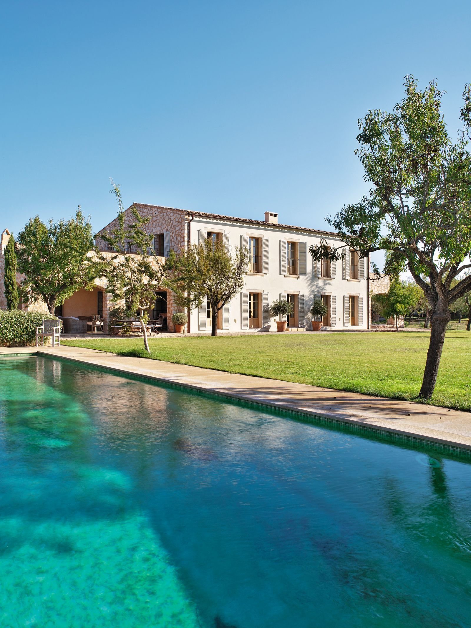 Casas de Campo no Estilo Provençal: 10 Projetos Inspiradores 5 Casas de Campo no Estilo Provençal: 10 Projetos Inspiradores