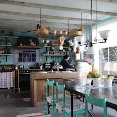 Casas de Campo no Estilo Provençal: 10 Projetos Inspiradores 9 Casas de Campo no Estilo Provençal: 10 Projetos Inspiradores