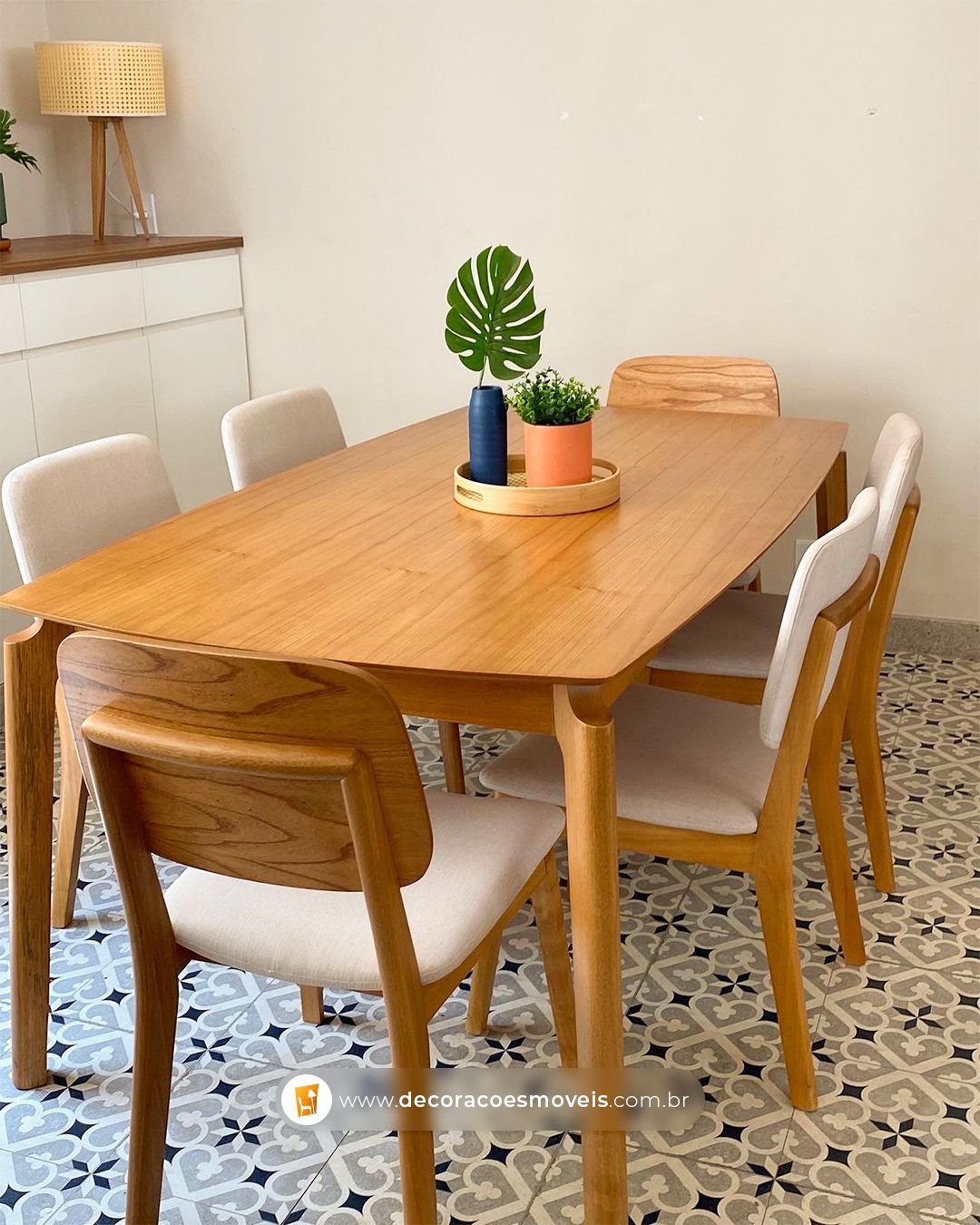 As 5 Melhores Estratégias para Integrar Mesas de Jantar em Salas Pequenas 4 5 Soluções para Integrar Mesas de Jantar em Salas Pequenas