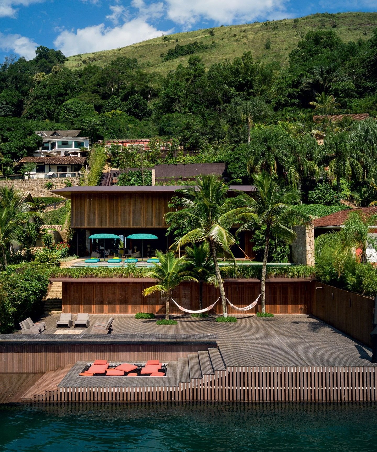 Casas na Praia Que São Verdadeiros Paraísos: 10 Projetos Exclusivos 8 Casas na Praia Que São Verdadeiros Paraísos: 10 Projetos Exclusivos