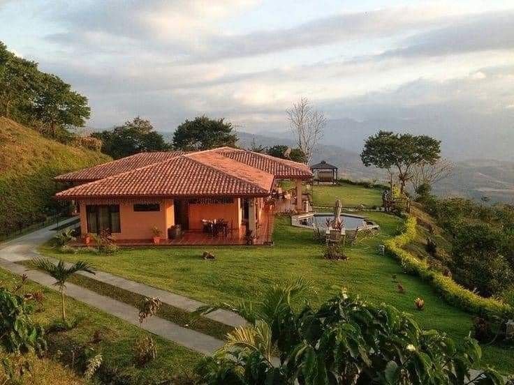 Casas de Campo Isoladas na Natureza para Total Tranquilidade 10 Casas de Campo Isoladas na Natureza para Total Tranquilidade