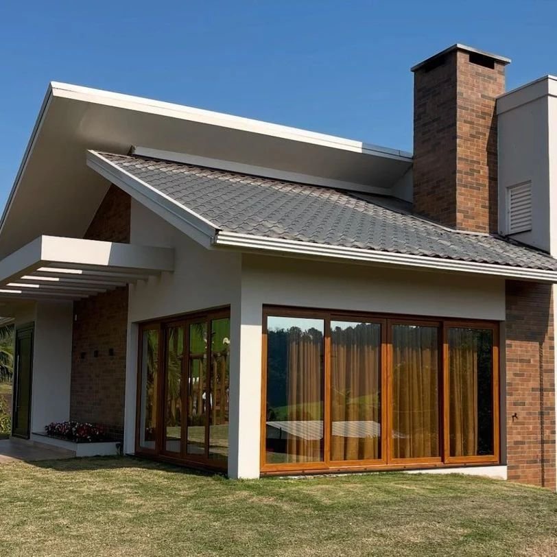 Casas de Campo com Telhado de Sapê: 10 Exemplos Charmosos