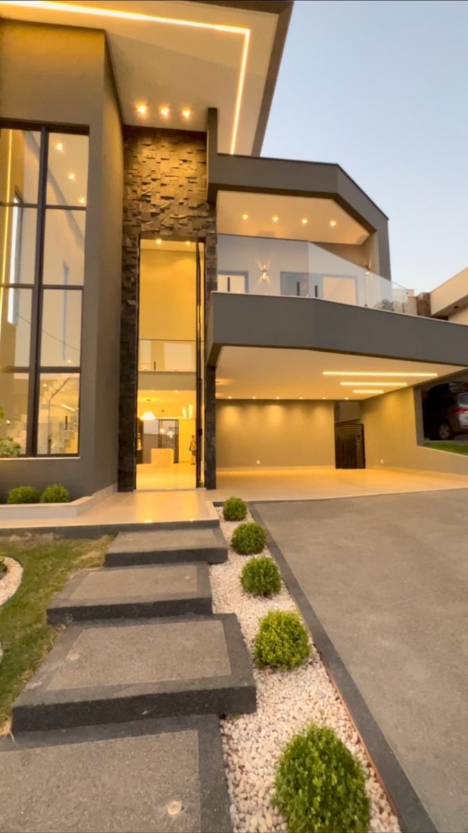 Casas de Luxo na Montanha: 10 Residências com Vistas Surpreendentes