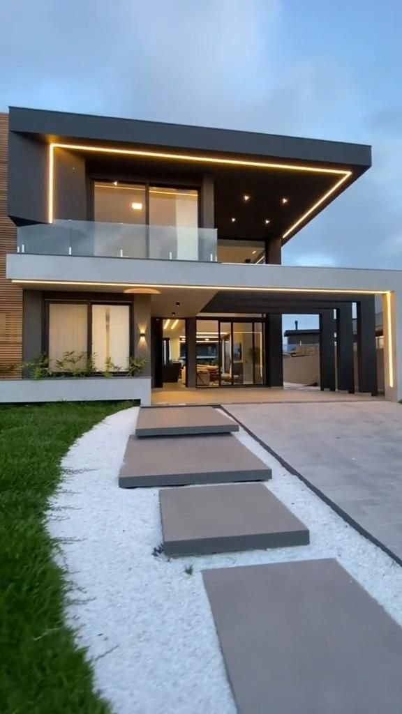 Casas Flutuantes de Luxo: 10 Projetos Modernos e Elegantes 3 Casas Flutuantes de Luxo: 10 Projetos Modernos e Elegantes