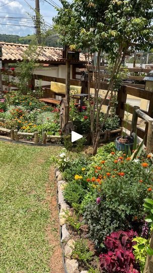 Casas de Campo com Jardim de Flores: 10 Ambientes Encantadores 4 Casas de Campo com Jardim de Flores: 10 Ambientes Encantadores
