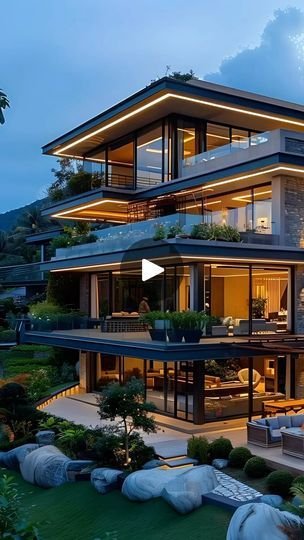 Casas de Luxo com Elevador: 10 Projetos para Máximo Conforto