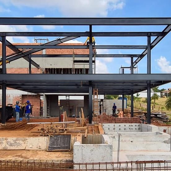 Casas Modernas com Estruturas Metálicas: 10 Projetos Incríveis