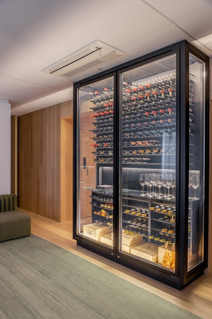 Casas de Luxo com Adega Subterrânea para Amantes de Vinhos 6 Casas de Luxo com Adega Subterrânea para Amantes de Vinhos