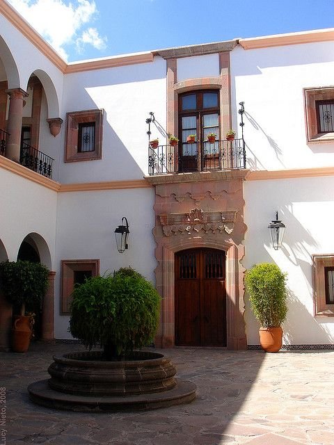 Casas de Campo no Estilo Colonial: 10 Residências Cheias de História