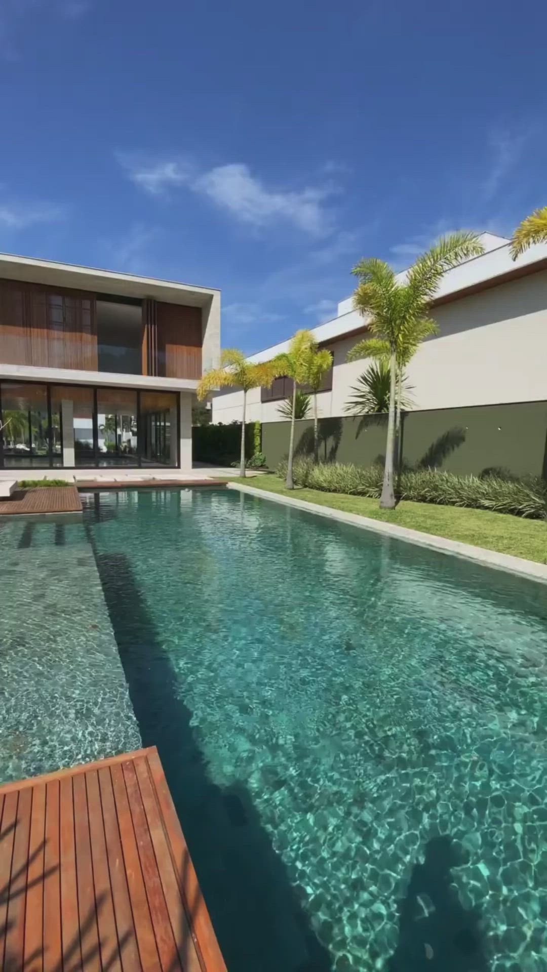 Casas Incríveis com Piscinas de Borda Infinita: 10 Paraísos Privados 7 Casas Incríveis com Piscinas de Borda Infinita: 10 Paraísos Privados