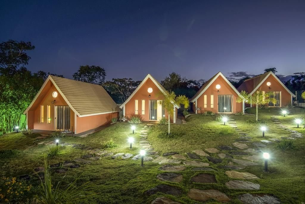 Casas de Campo no Alto da Montanha: 10 Projetos para Relaxar
